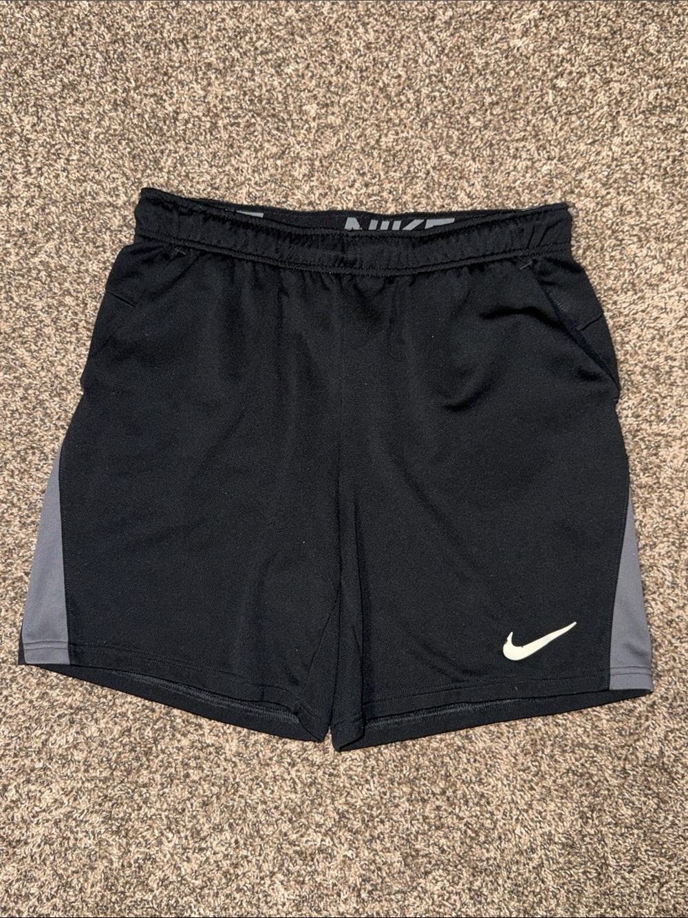 Nike Black Athletic Shorts size Large